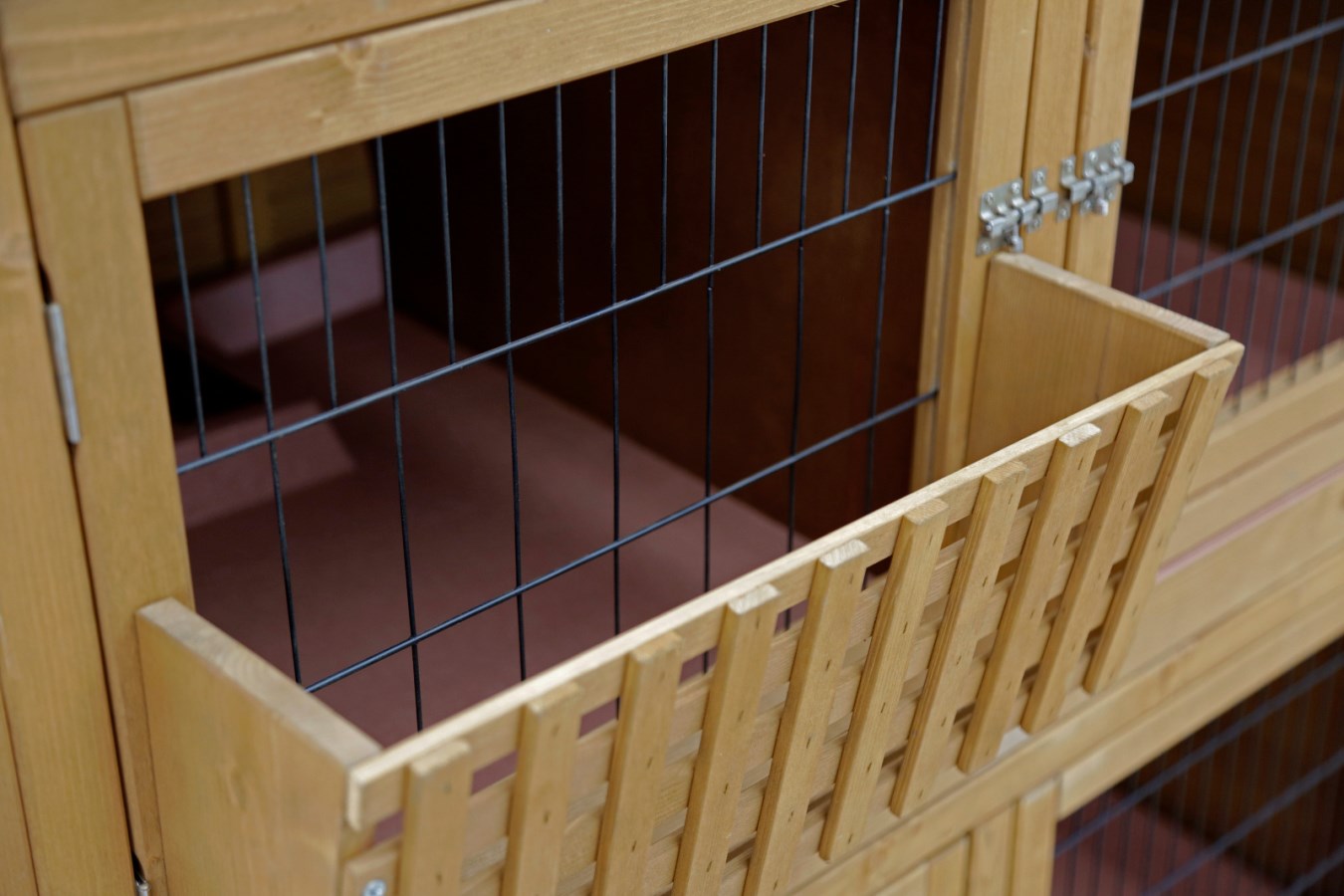 Králíkárna Südtirol – detail patra a rampy