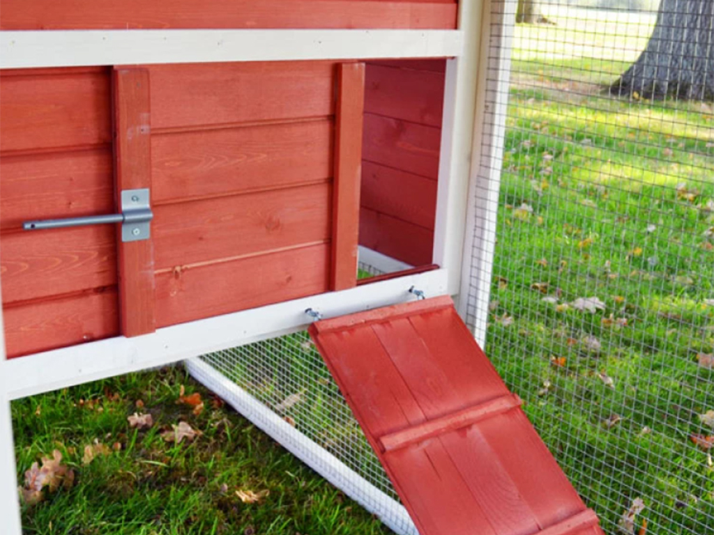 Údržba a čištění kurníku GAUN BUDAPEST